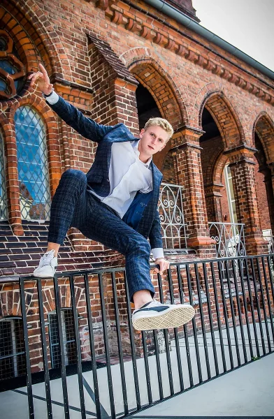 Copy-of-Deluex Mode 218101